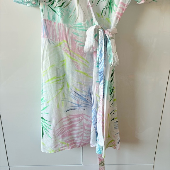 Seraphine Colorful Palm Print Wrap Maternity Dress - Picture 4 of 9